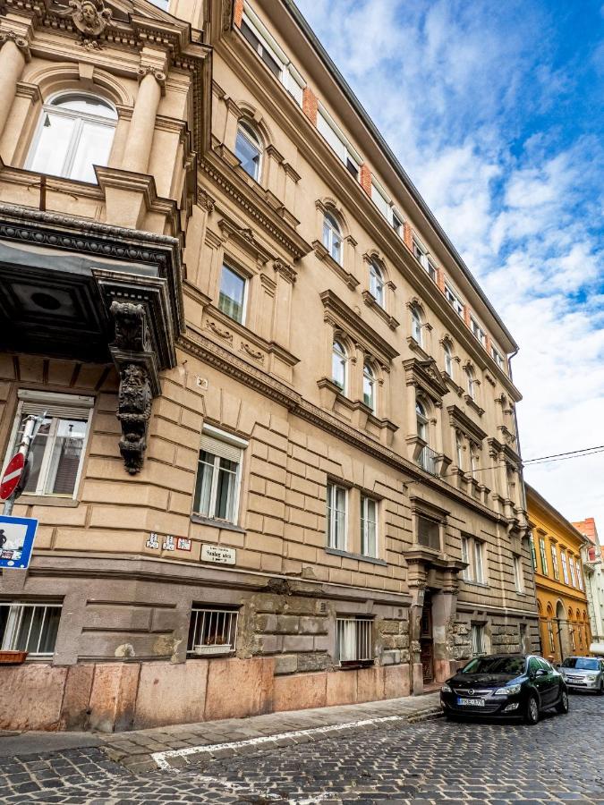 Buda Castle Cosy Apartment Budapest Bagian luar foto